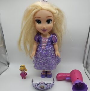 Disney Princess My Friend Rapunzel Doll with Accessories